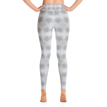 Load image into Gallery viewer, Crystalline Heart Leggings