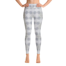 Load image into Gallery viewer, Crystalline Heart Leggings