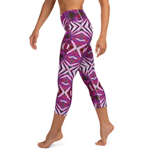 Load image into Gallery viewer, Embodiment Yoga Capri Leggings