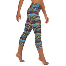 Load image into Gallery viewer, Unified Vision Yoga Capri Leggings
